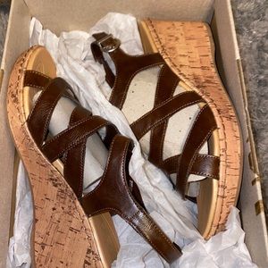 🤎Brown heels with comfy platform 🤎